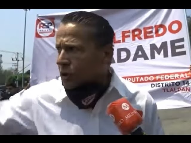 Alfredo Adame inicia campaña entre mentadas de madre