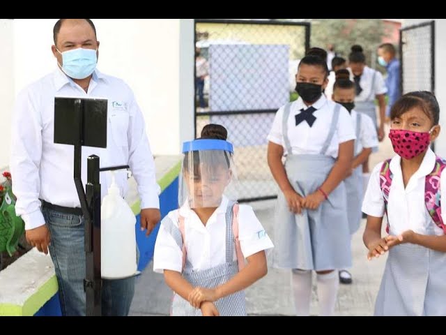 ¿Qué es eso del no regreso a clases?, critica AMLO