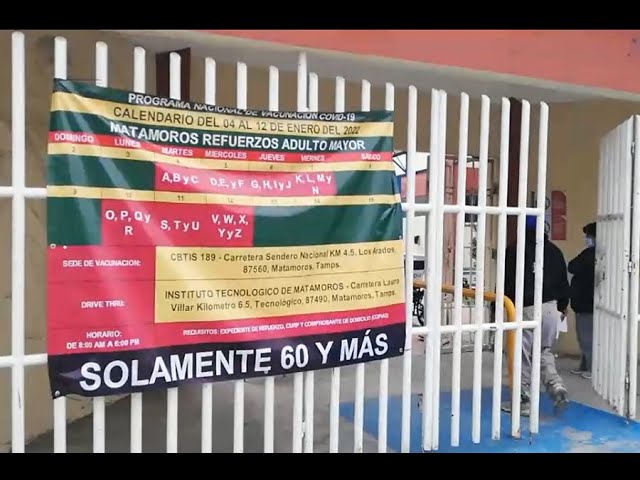Poca afluencia en último día de refuerzo para adultos mayores