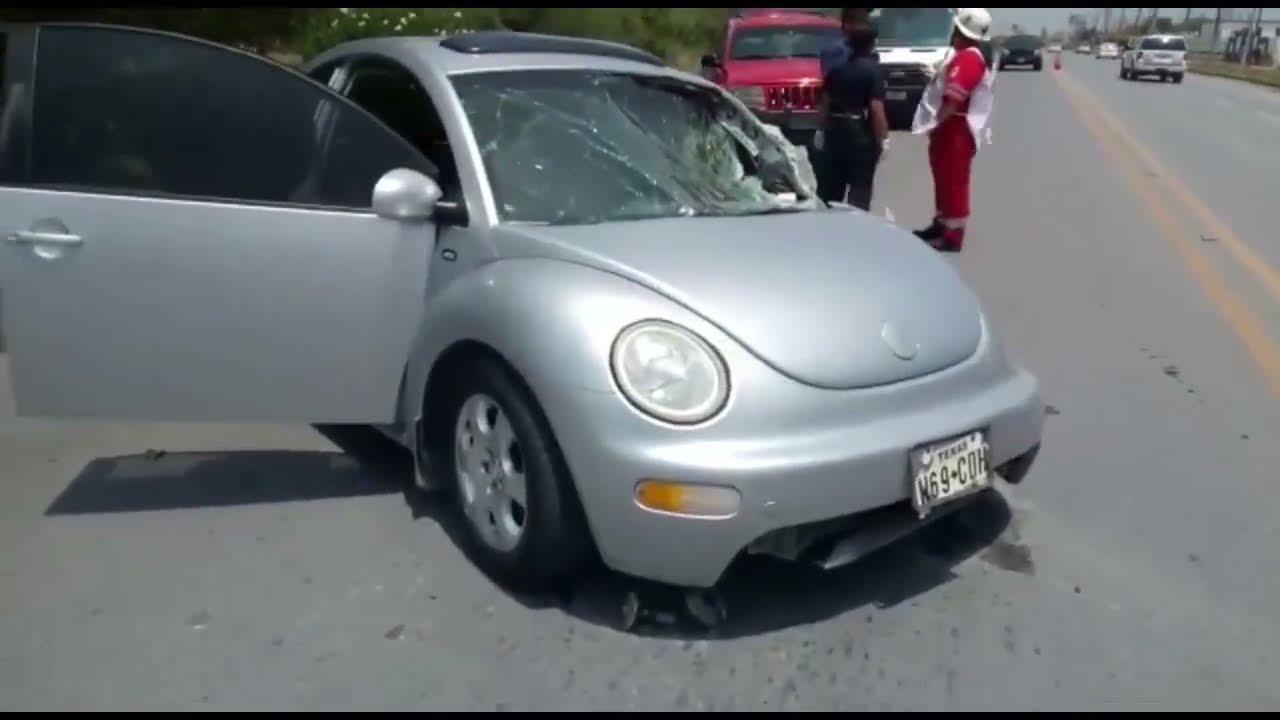 Accidente automovilístico deja a dos niños lesionados