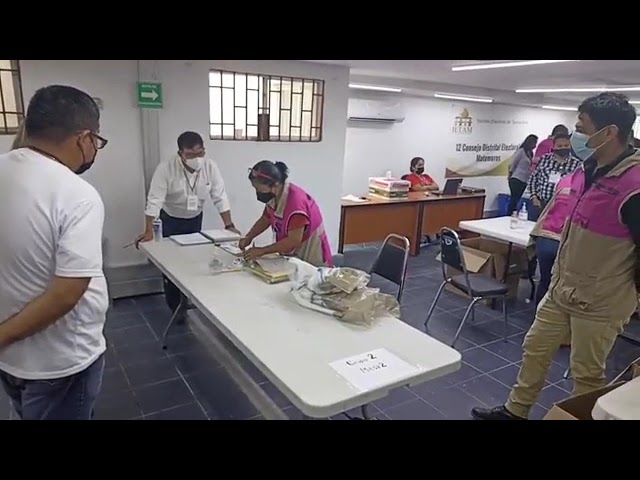 Realizan conteo de votos en Distrital 12