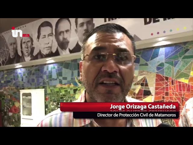 Desalojaran familias de edifico apunto de caerse
