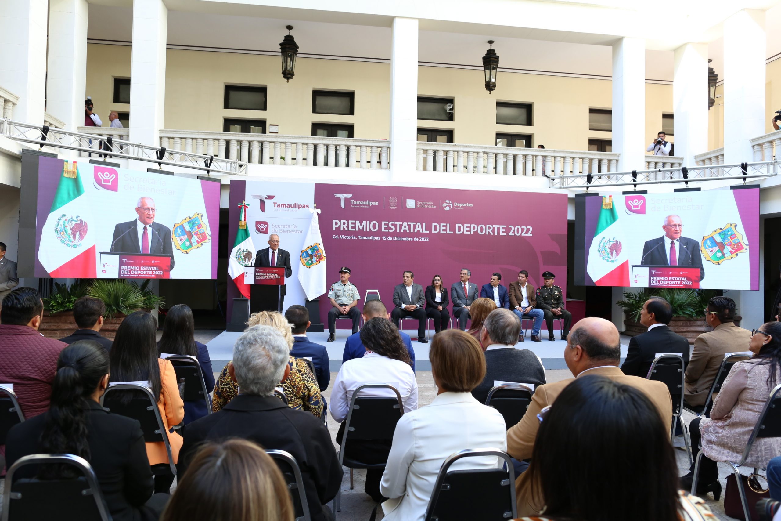 Entrega gobernador Premio Estatal del Deporte 2022