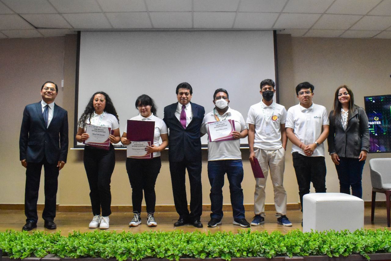 Felicita SET a estudiantes tamaulipecos ganadores del Concurso Nacional de “Spelling Bee”