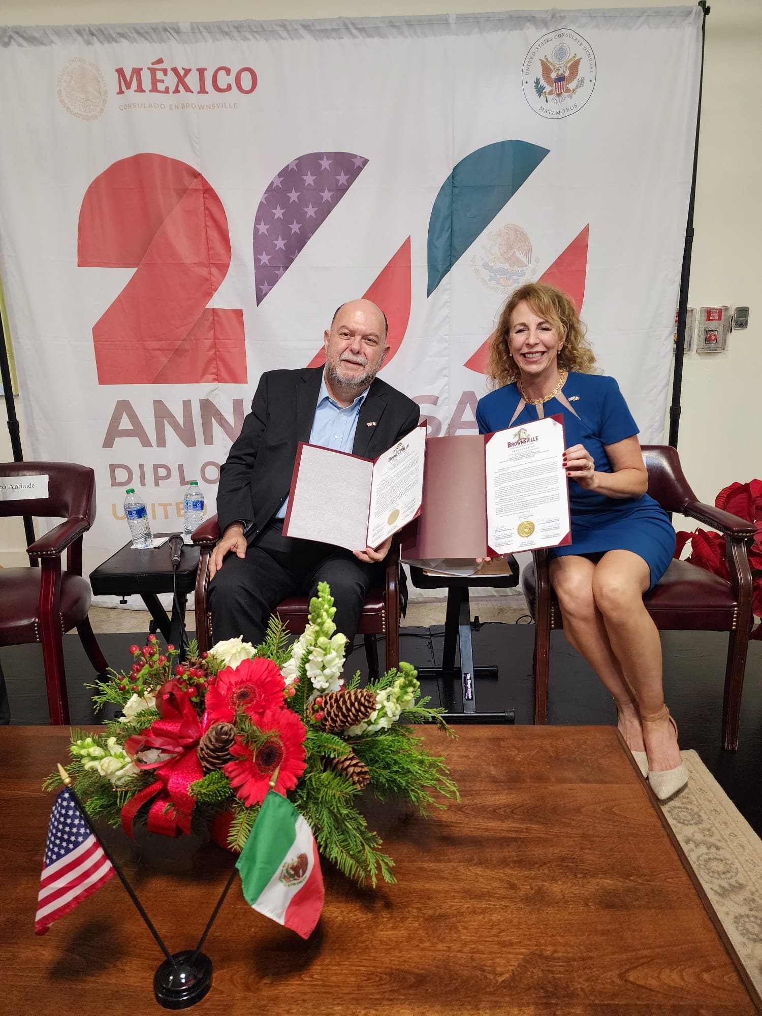 Celebran 200 años de la relación México E.U