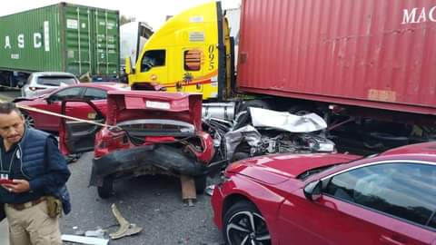 Fatiga de traileros pintan de rojo carreteras de Tamaulipas