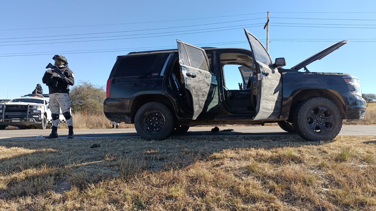 GUARDIA NACIONAL LOCALIZA  MATERIAL BÉLICO EN CAMIONETA BLINDADA