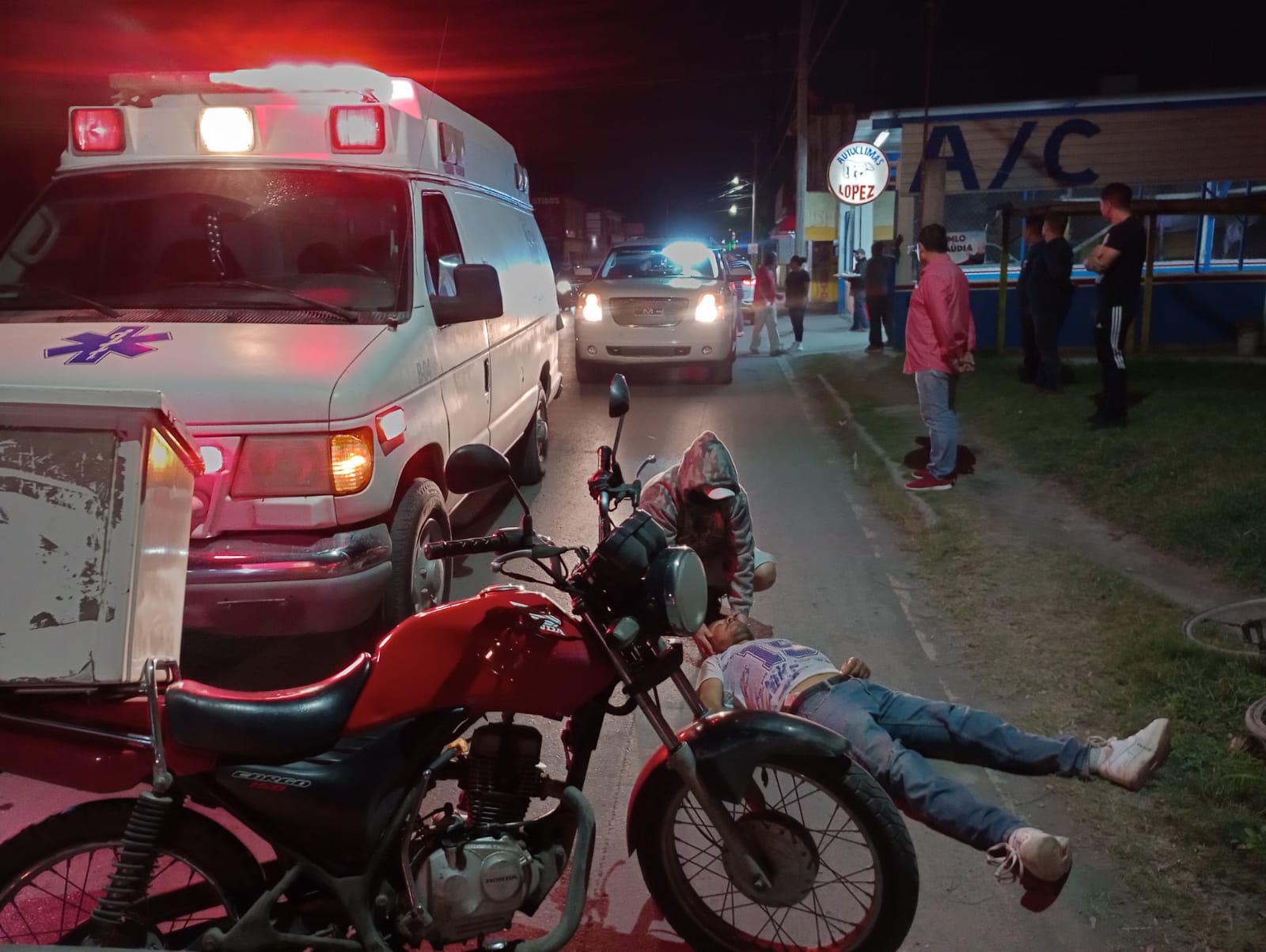 Ebrio se accidentó en la Avenida Solidaridad
