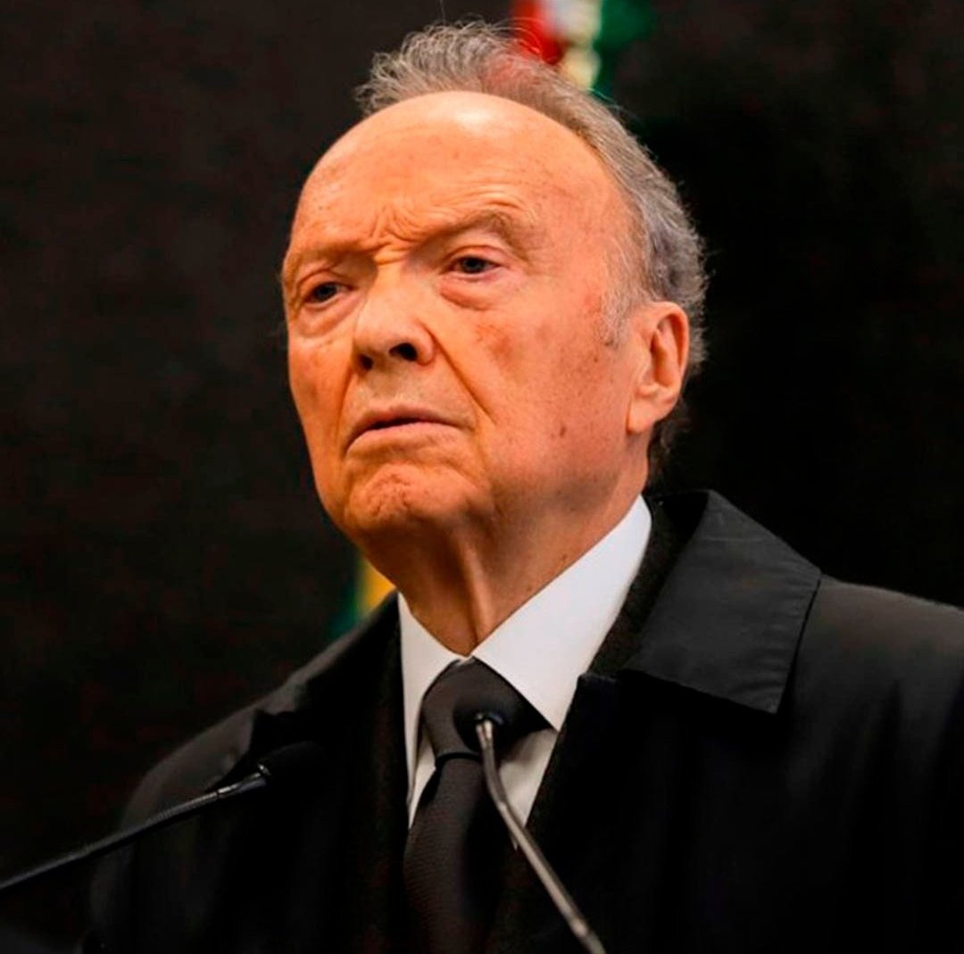Alejandro Gertz deja encargada la Fiscalía General a su mano derecha