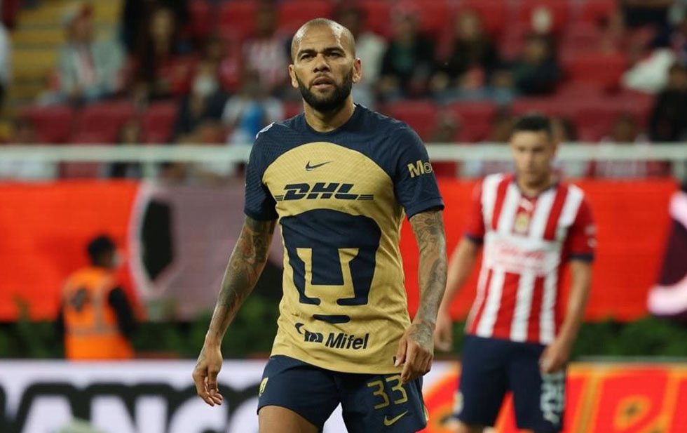 Niegan libertad condicional a Dani Alves