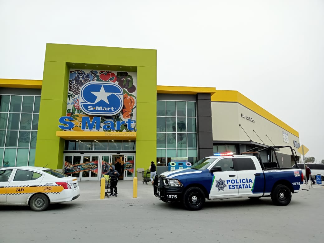 Venezolano roba cárnicos y embutidos en S-Mart