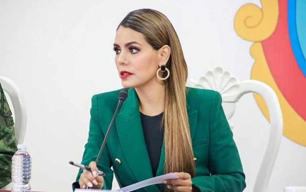 No tengo pactos con grupos fuera de la ley