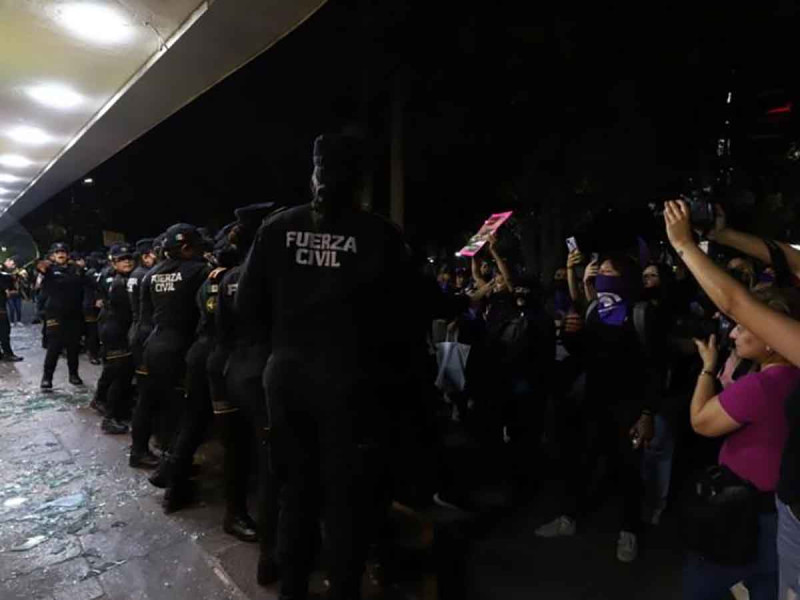 Respalda Samuel García actuar de Fuerza Civil durante marcha por 8M