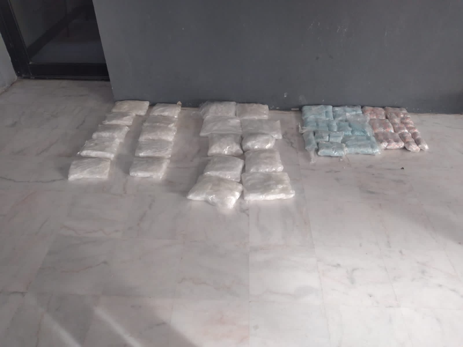 Aseguran fentalino en una paquetería de Matamoros