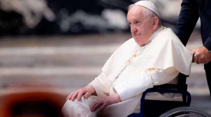 El Papa Francisco ingresa en el hospital Gemelli
