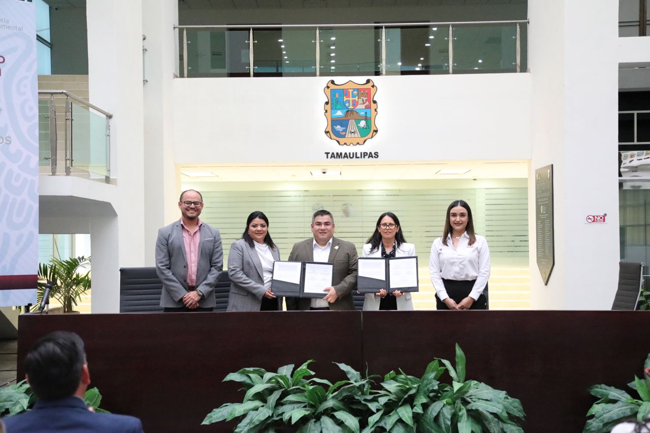 Firman convenio de colaboración Congreso y Contraloría Gubernamental