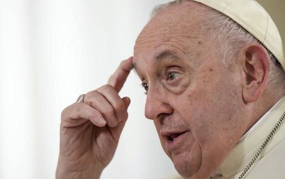 PAPA FRANCISCO NO PARTICIPARÁ EN VIACRUCIS EN COLISEO