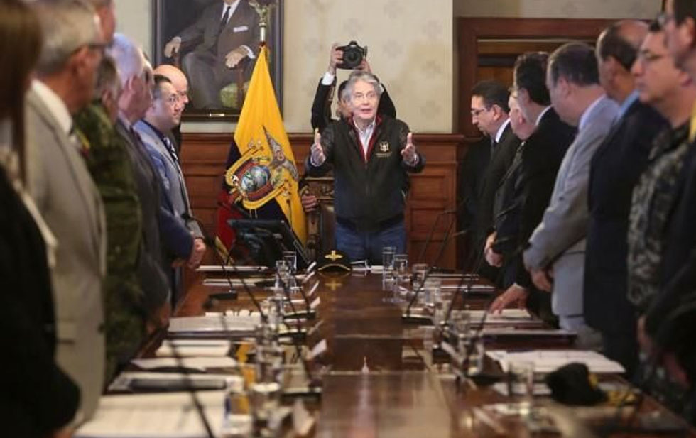 Declara Ecuador terroristas a grupos criminales