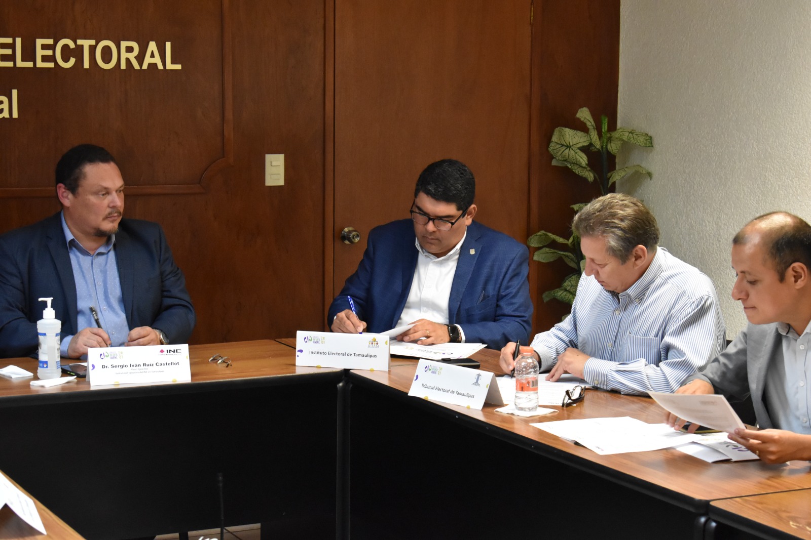 Participa Consejero Presidente del IETAM en la firma de la Agenda de atención de la CIJ 2021