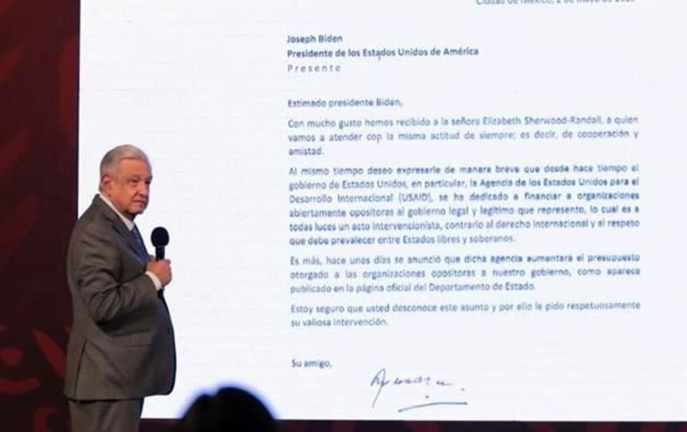 Reclama AMLO a Biden por entrega de dinero a opositores