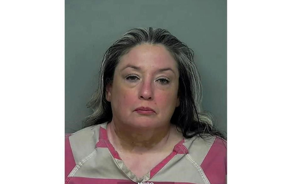 Arrestan a esposa de sospechoso de matar a 5 en Texas