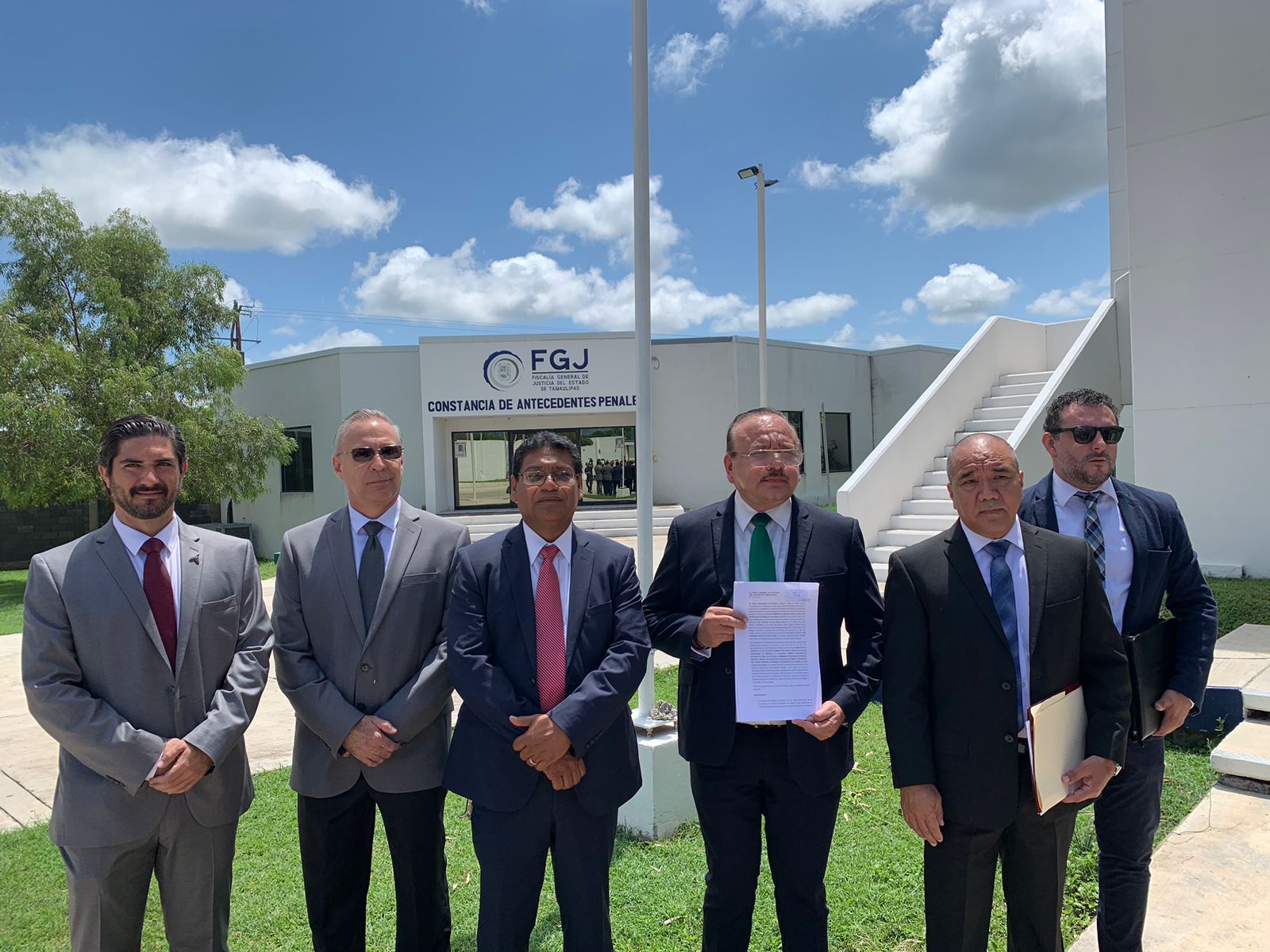 Denuncian ante la FGJ saqueo a Unidad de Inteligencia Financiera