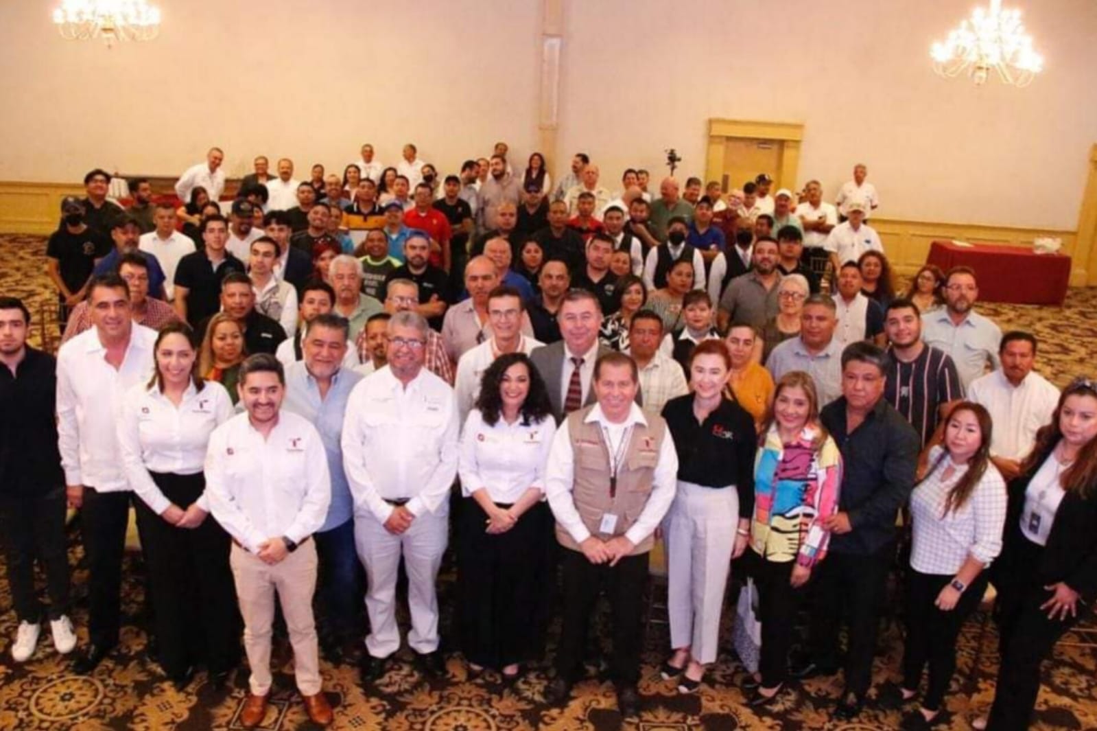 STPS y COEPRIS capacitan y certifican a trabajadores de la industria restaurantera