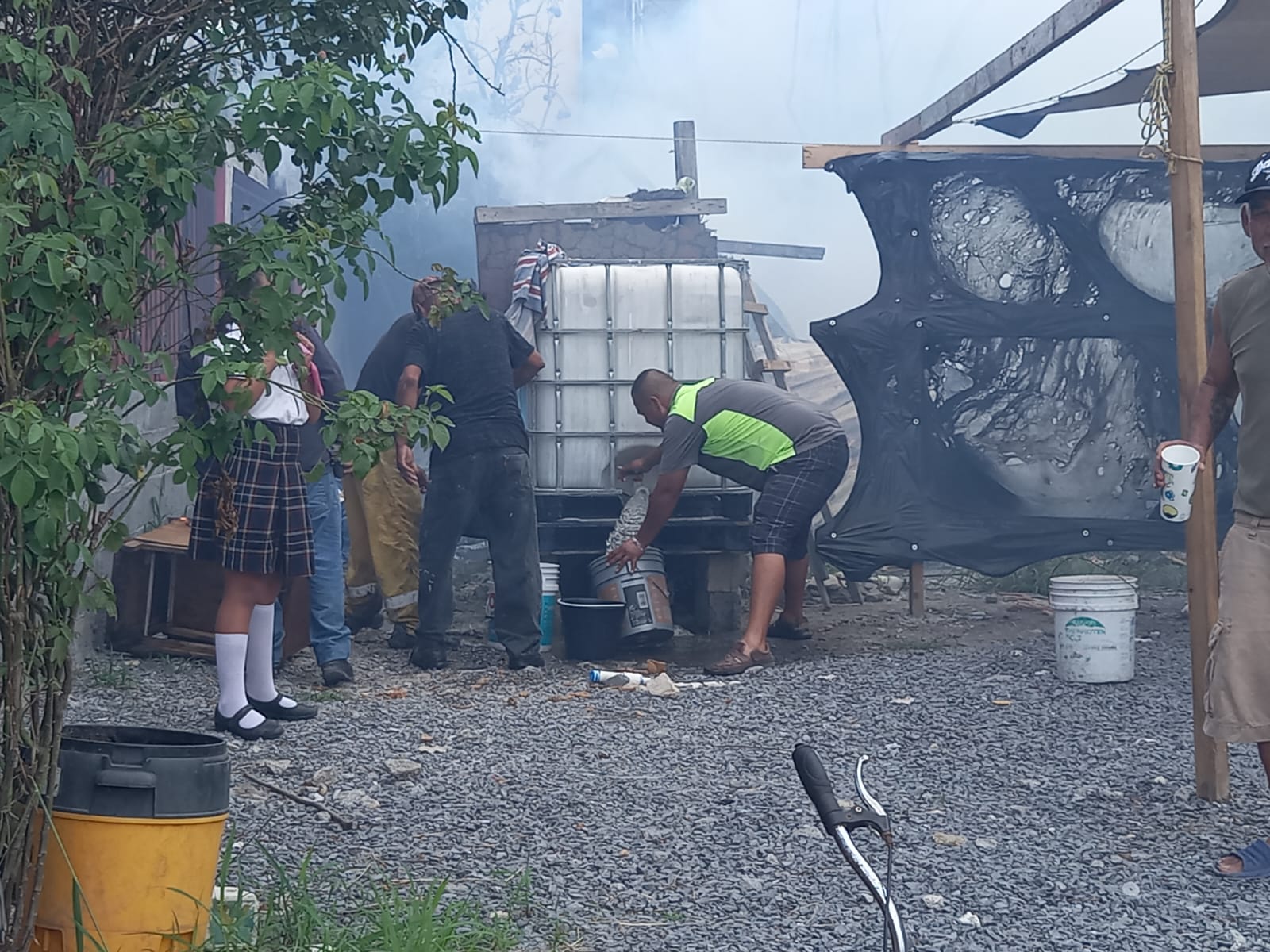 SE INCENDIA CUARTO DE MADERA EN LA AMPLIACION SANTA CECILIA
