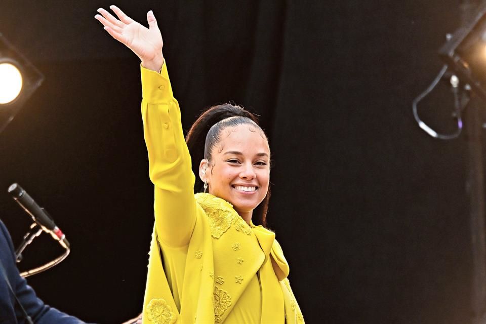Alista Alicia Keys musical sobre su vida