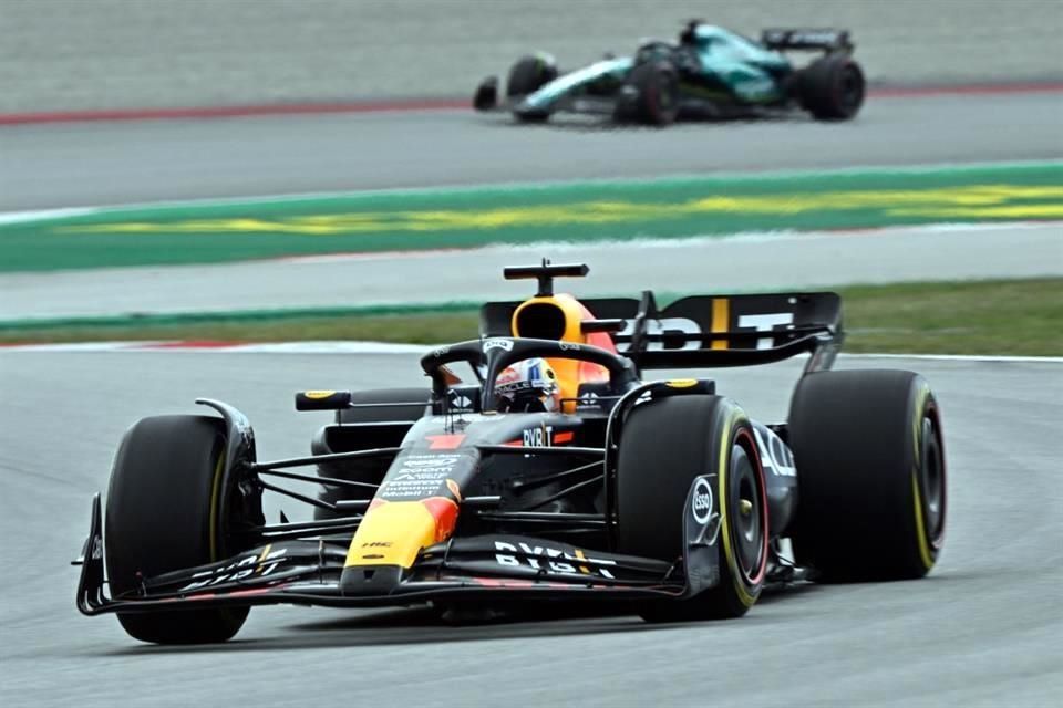 Llamada de atención de Red Bull a Max Verstappen