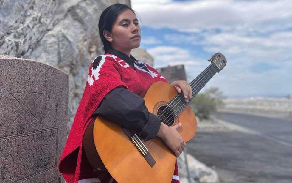 Rinden homenaje a Chavela Vargas
