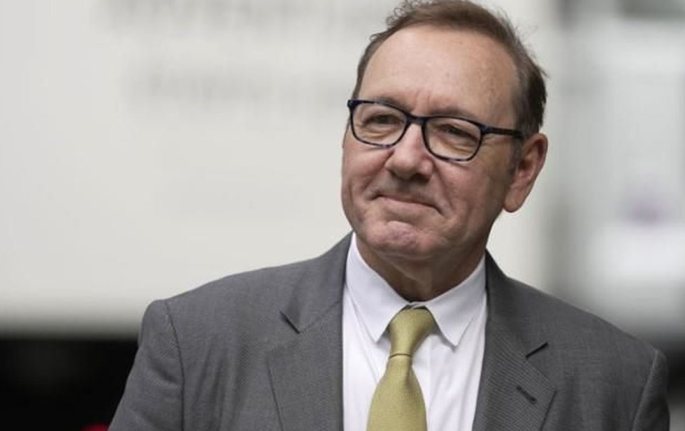 Surgen nuevos testimonios en contra de Kevin Spacey
