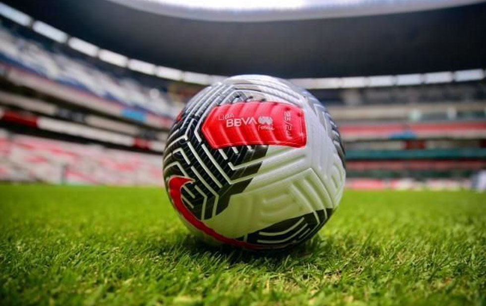 Presentan balón exclusivo para la Liga MX Femenil