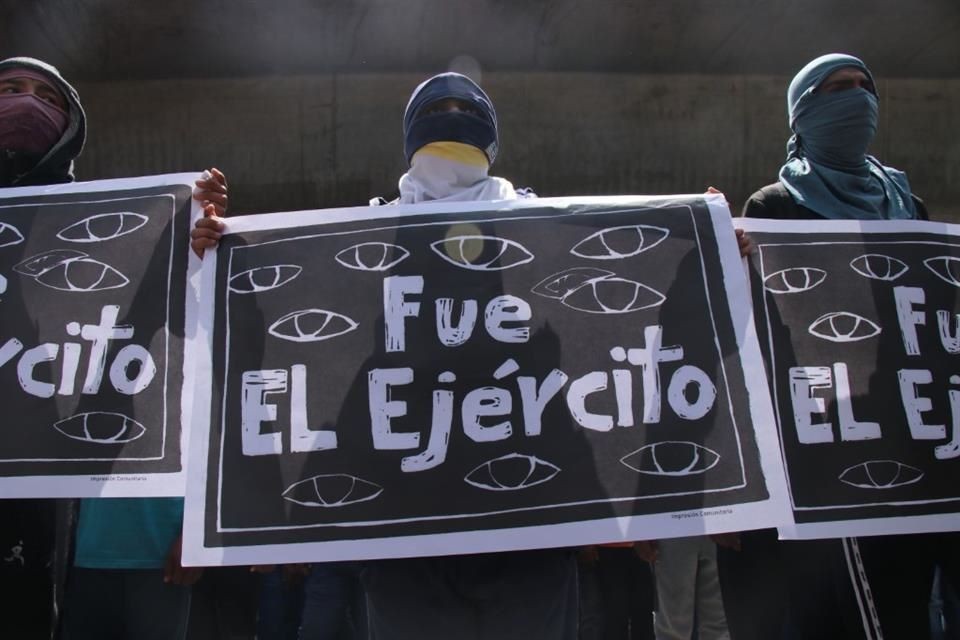 Dictan prisión a militar por caso Ayotzinapa