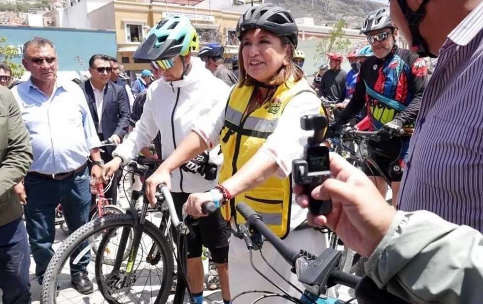 Xóchitl Gálvez, la única, hasta ahora, con 150 mil firmas