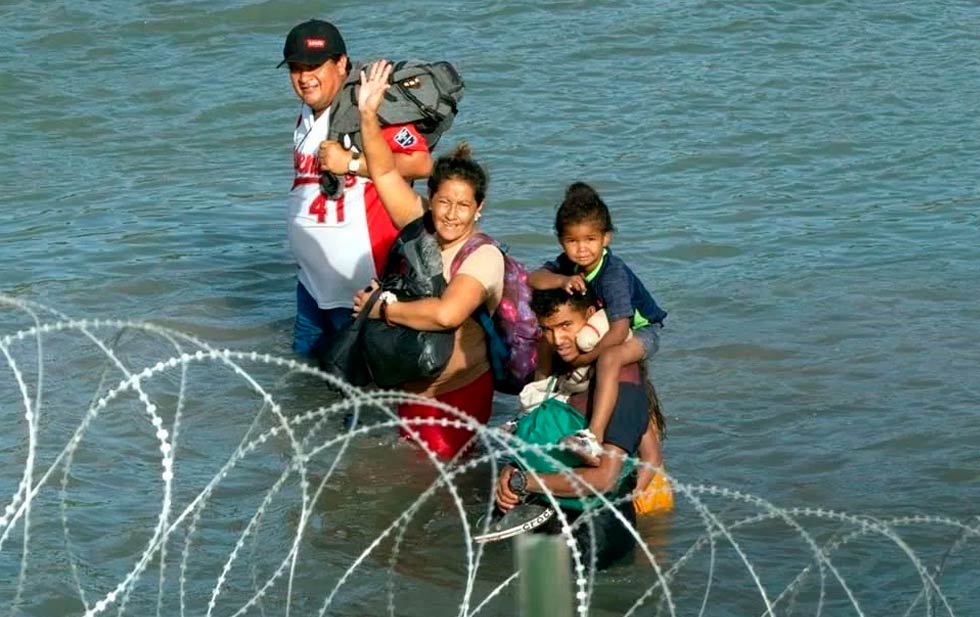 Aceptará EU solicitudes de asilo de migrantes en México