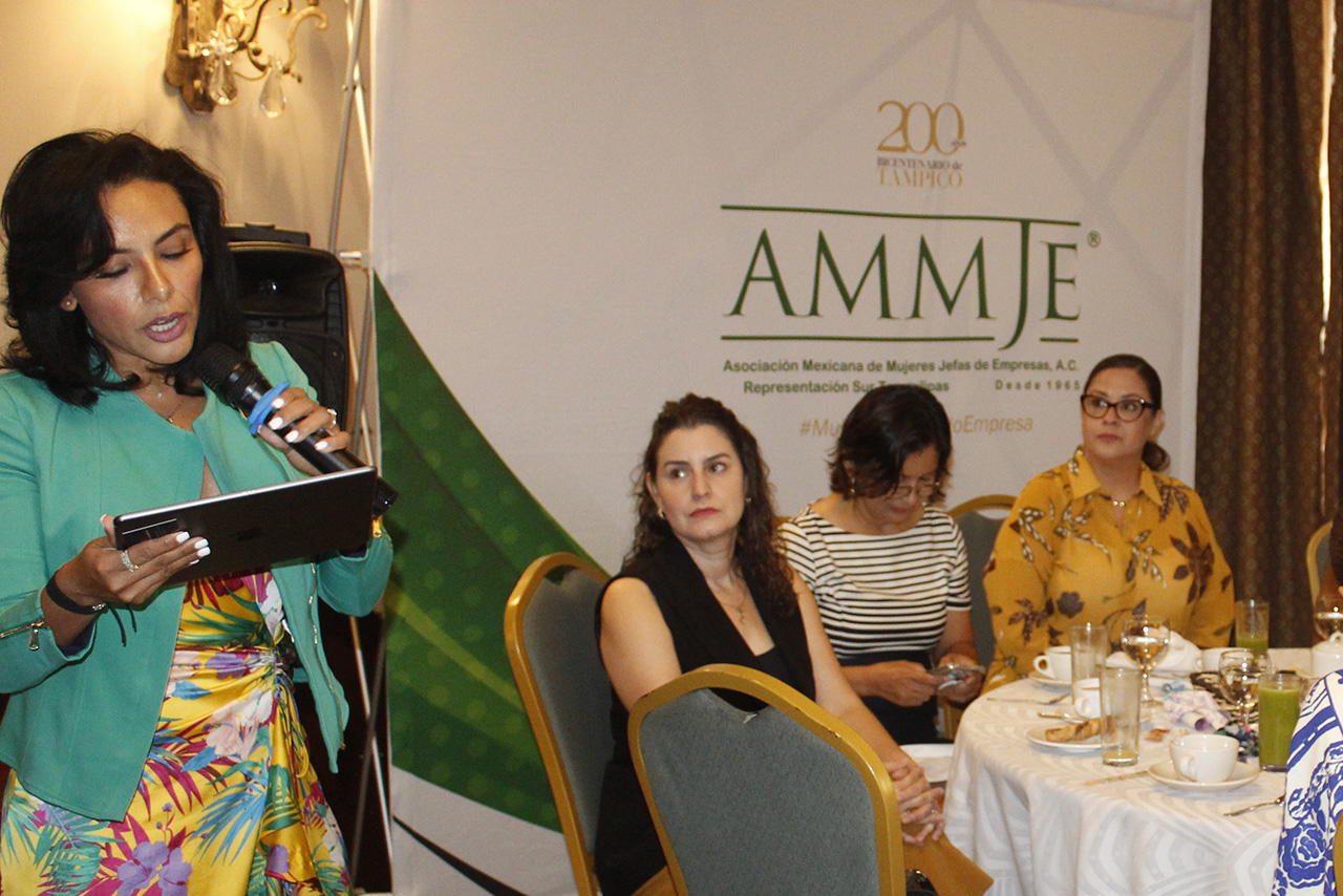 Suma la UAT esfuerzos para la formación de mujeres emprendedoras