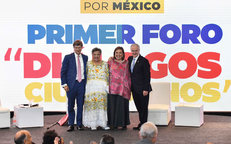 NO HUBO DEBATE EN EL PRIMER FORO DEL FRENTE AMPLIO