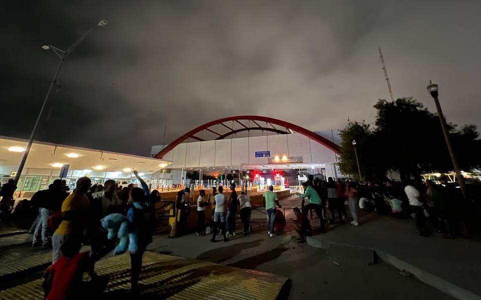Migrantes intentaron cruzar a EU