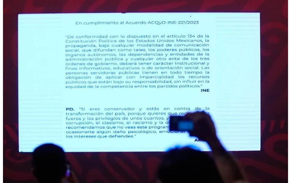 Ordena INE quitar de mañanera posdata contra conservadores