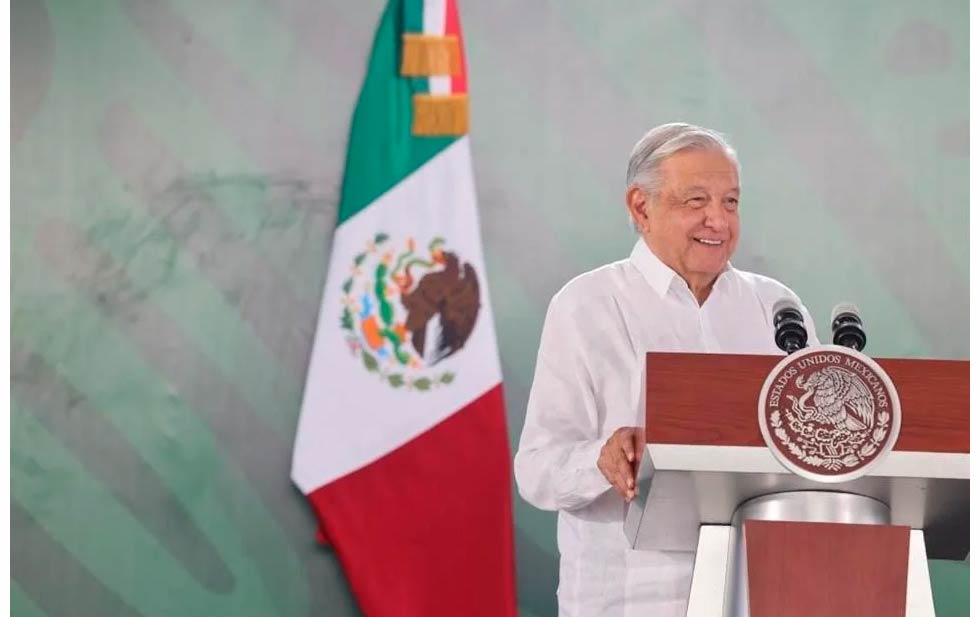 Confía AMLO en que Biden no construya más muro