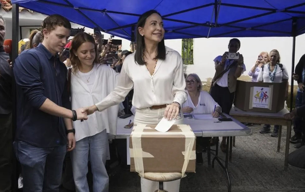 Avanza primaria opositora en Venezuela