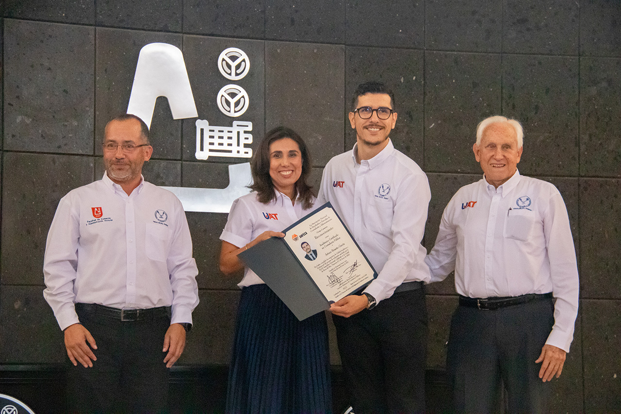 Celebra UAT el 56 aniversario de la Facultad de Comercio y Administración Victoria