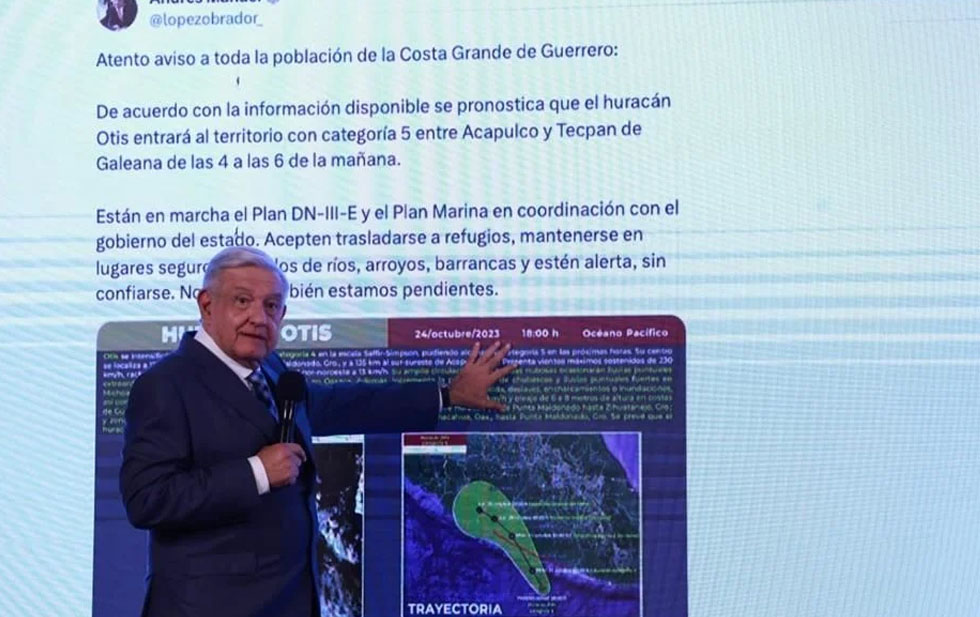 Dice AMLO que pensó alertar más sobre Otis, pero no lo hizo