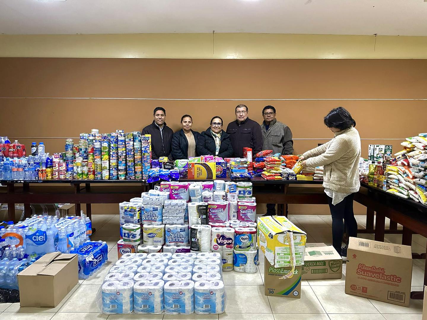 Continúa la UAT sumando apoyos para damnificados por OTIS