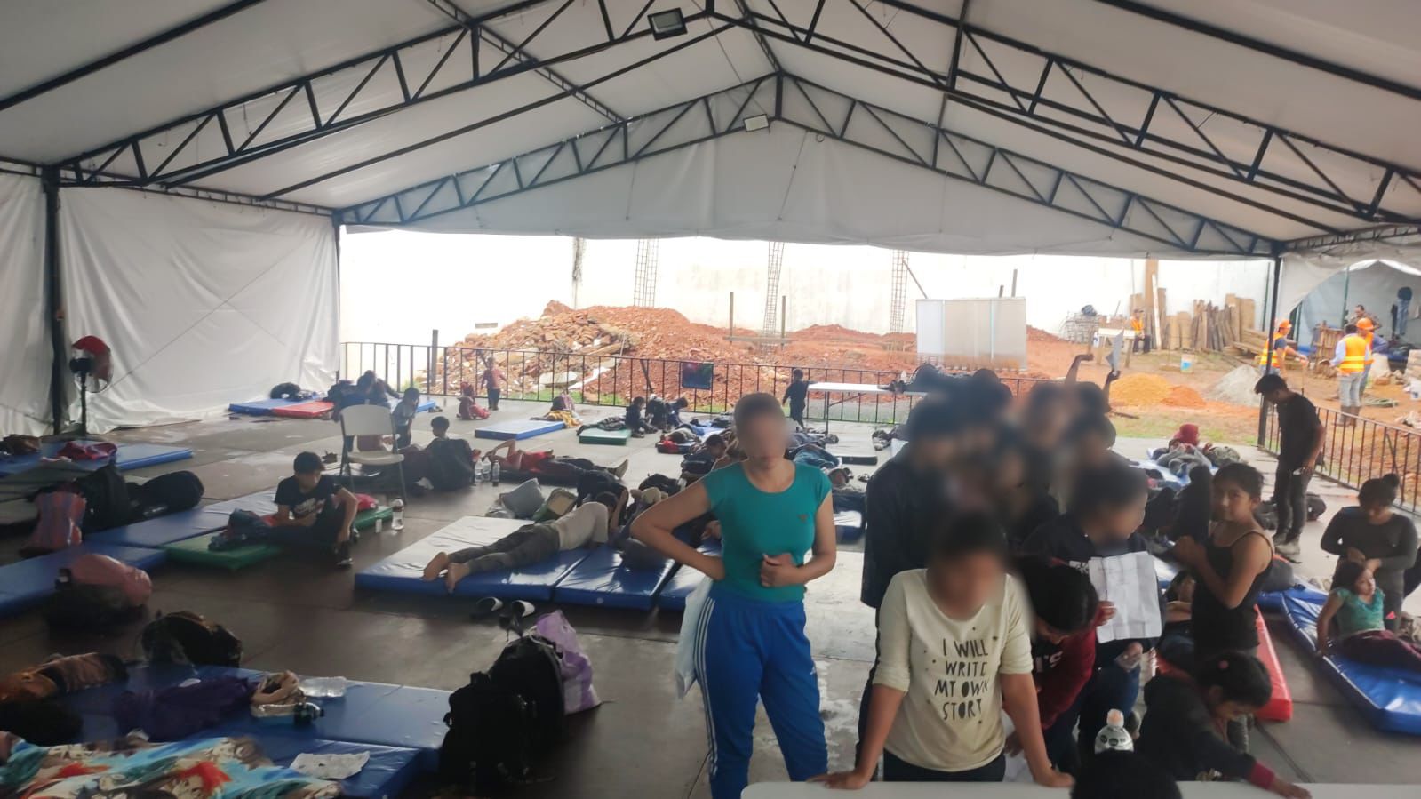 Rescatan en Veracruz a 162 migrantes  extranjeros