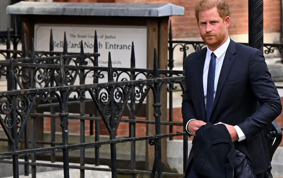 Pide Príncipe Enrique a Inglaterra que no le quite seguridad