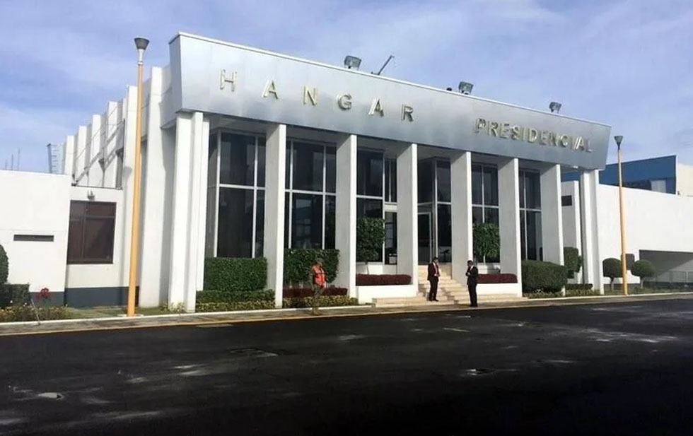 Oficializan pase de ex hangar presidencial a Sedena