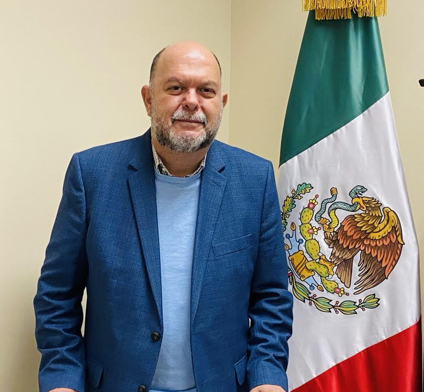 Juan Carlos Cué Vega deja el consulado de México en Brownsville