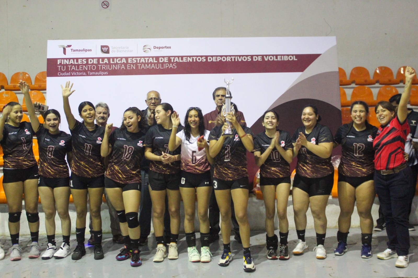 Reynosa y Madero dominan en la Liga de Talentos Deportivos de Voleibol